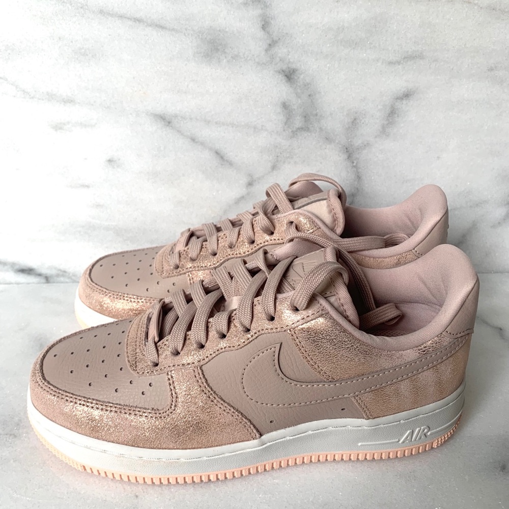 NEW Nike Air Force 1 ‘07 Rose Gold